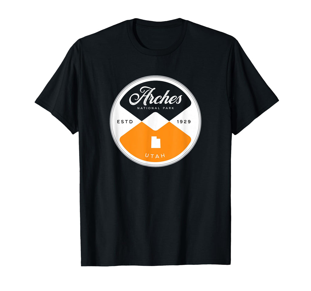 Arches National Park Utah Circle T-Shirt - Unique Graphic Unisex - T-Shirt, Sweatshirt, Hoodie