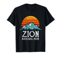 Zion National Park Outfit T-Shirt - Casual Everyday Wear for Adults - T-Shirt, Sweatshirt, Hoodie