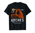 Arches National Park Moab Utah Hiking T-Shirt - Trendy Graphic Men Women - T-Shirt, Sweatshirt, Hoodie