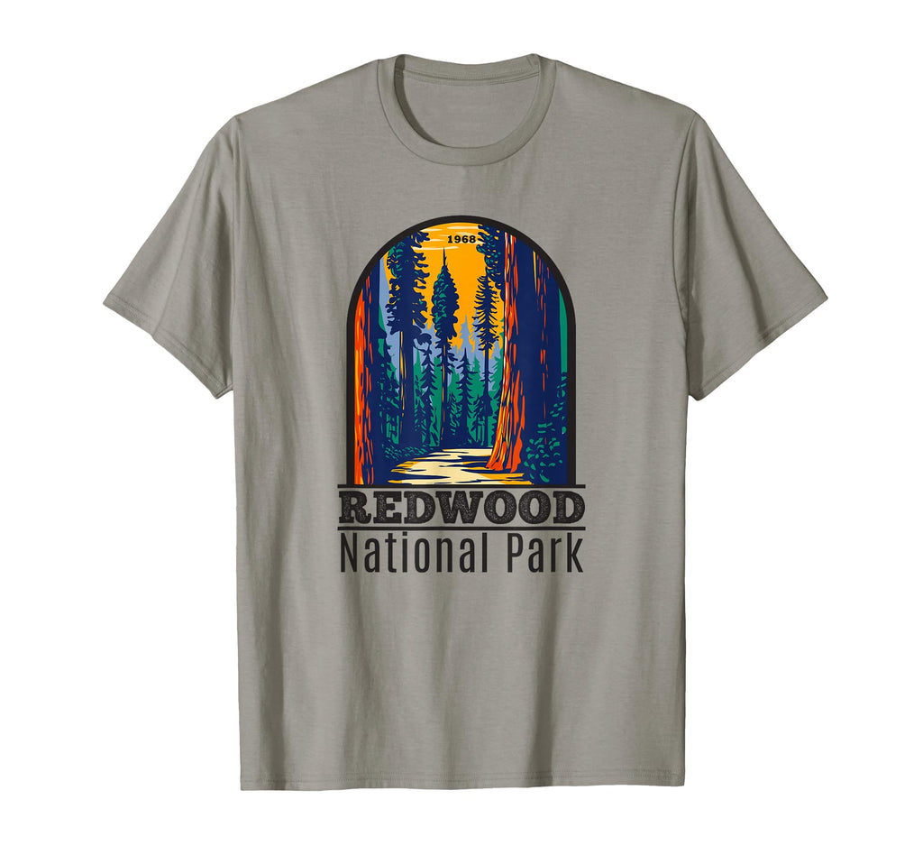 Redwood National Park Small T-Shirt - Streetwear Style Unisex - T-Shirt, Sweatshirt, Hoodie