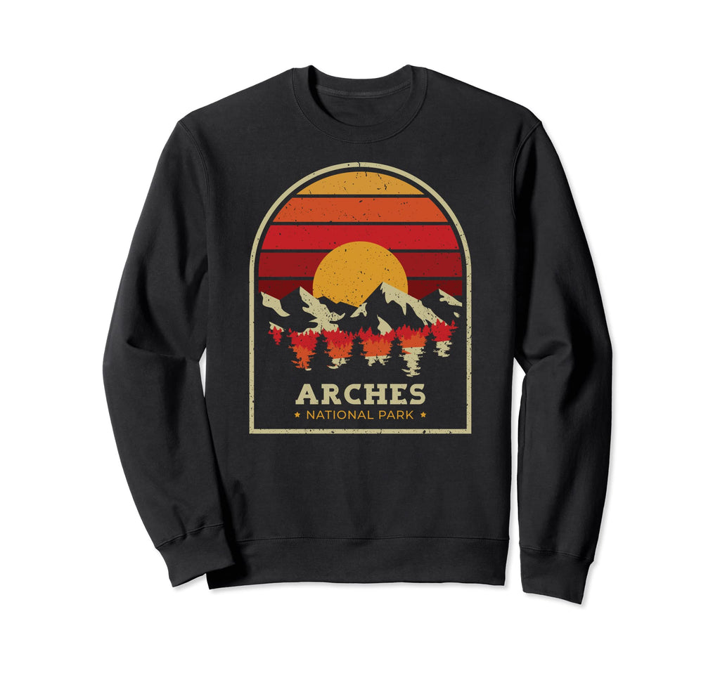 Arches National Park Sunset Sweatshirt - Casual Everyday Wear Men Women - T-Shirt, Sweatshirt, Hoodie