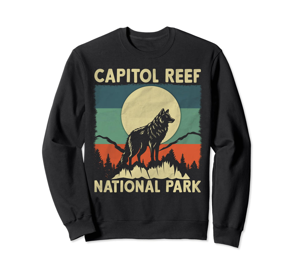 Wolf Capitol Reef National Park Sweatshirt - Minimalist Print Men Women - T-Shirt, Sweatshirt, Hoodie