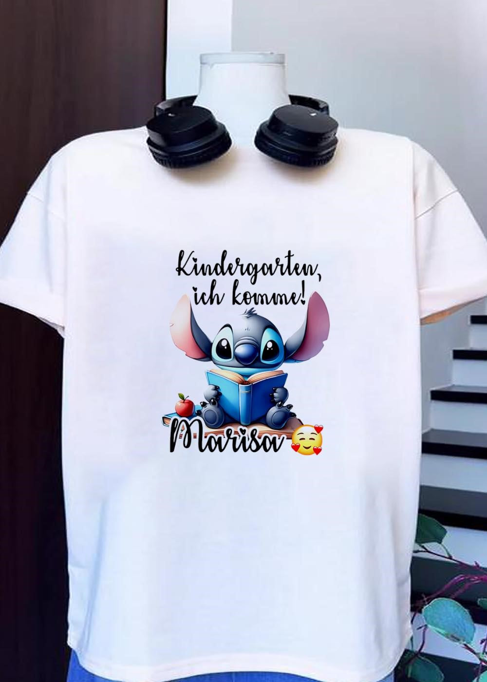 Kindergarten Ich Komme Marisa Cute Blue Alien Reading - Adult & Kids T-Shirts, Sweatshirts & Hoodies apparel design preview 1