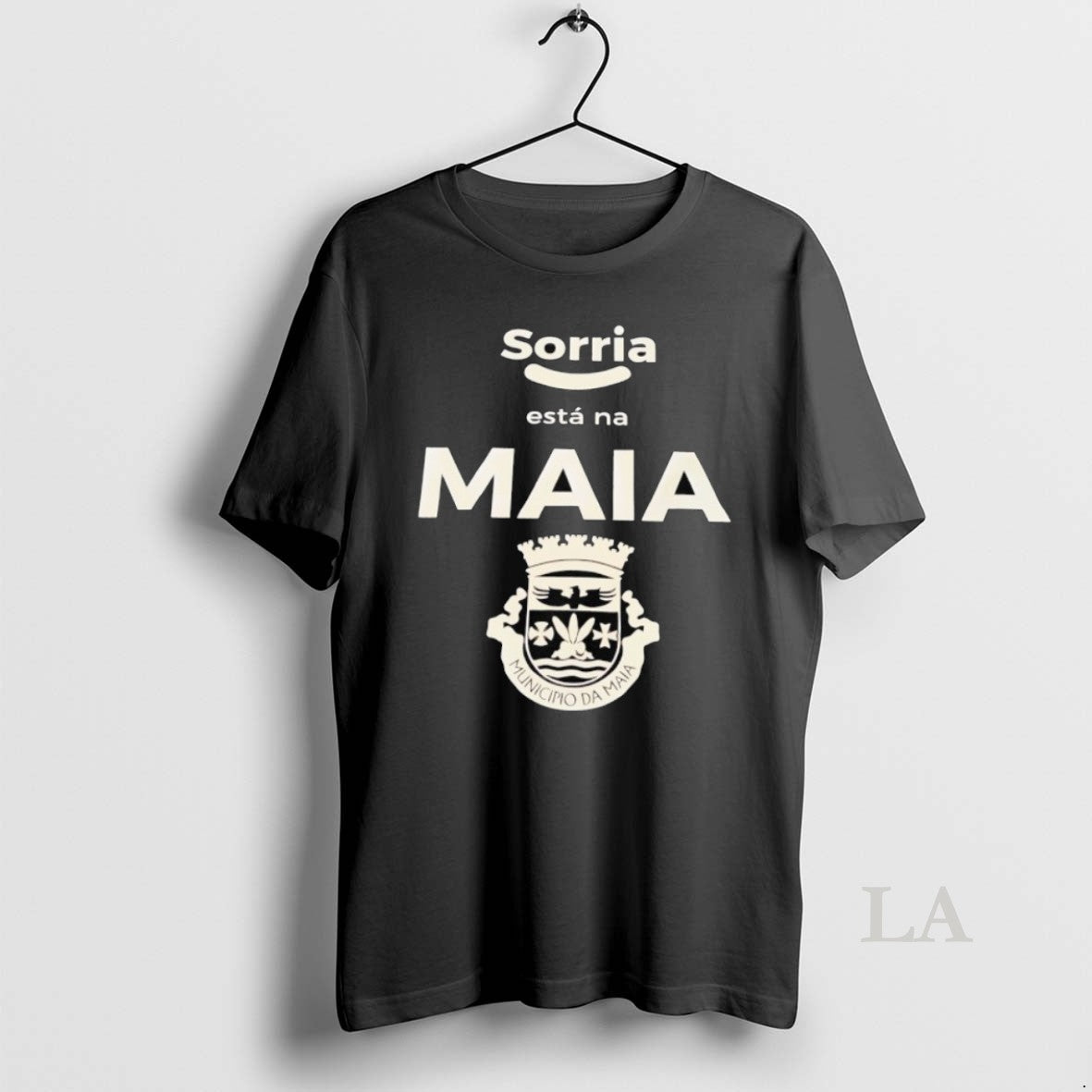 Original Sorria Esta Na Maia Municipio Da Logo - Adult & Kids T-Shirts, Sweatshirts & Hoodies apparel design preview 1