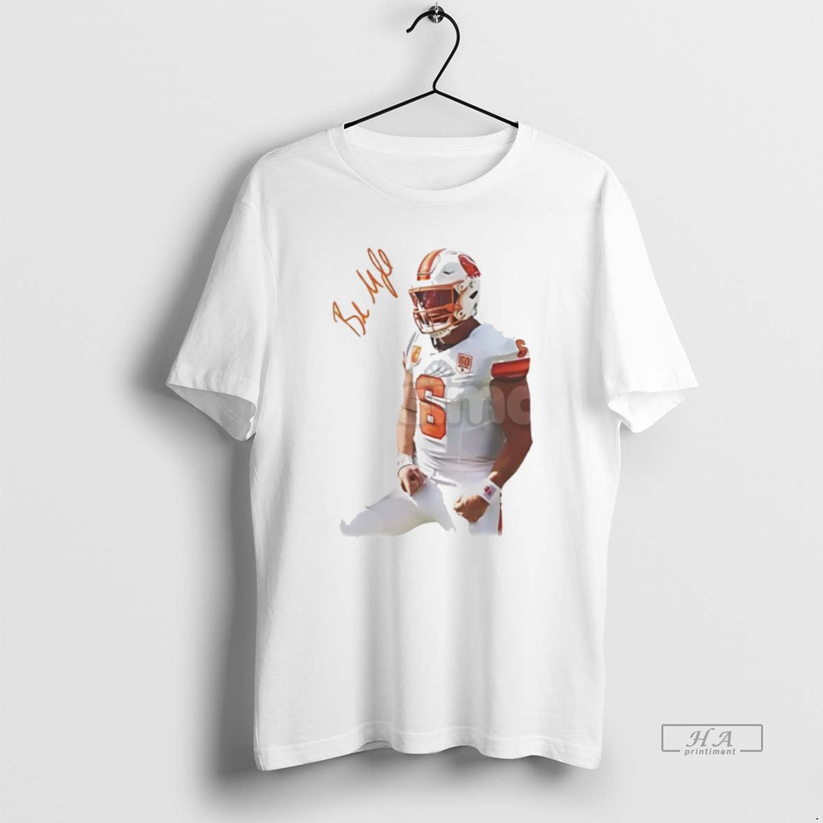 Trendy Baker Mayfield Tampa Bay Buccaneers Signature - Adult & Kids T-Shirts, Sweatshirts & Hoodies apparel design preview 1