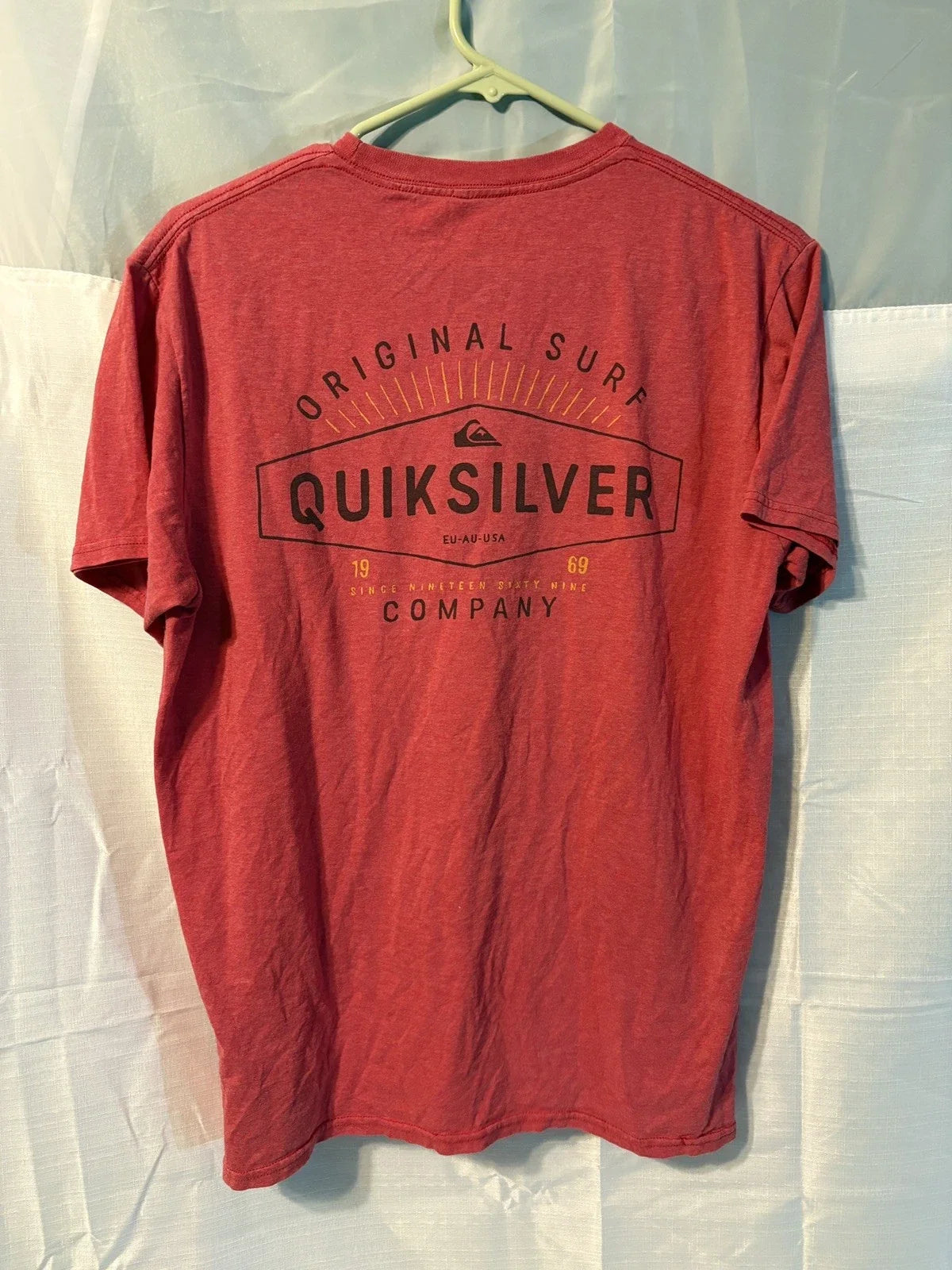 Quiksilver Mens med Red Beach Casual Comfort Stylish - Adult & Kids T-Shirts, Sweatshirts & Hoodies apparel design preview 1