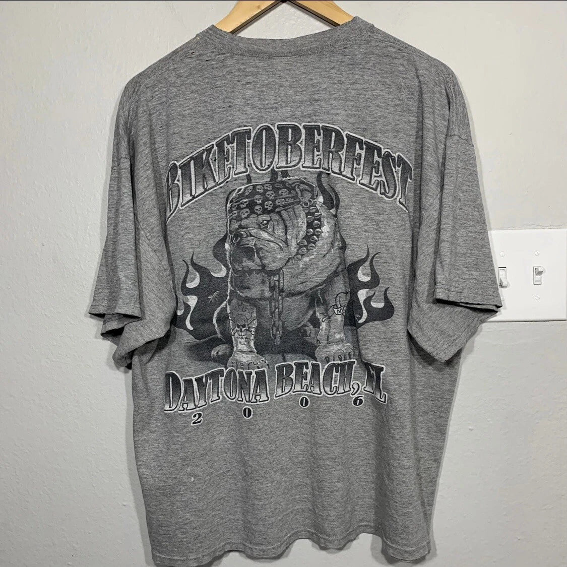 Biketoberfest 2006 Bulldog Gray Grunge Biker Y2K XL - Adult & Kids T-Shirts, Sweatshirts & Hoodies apparel design preview 1