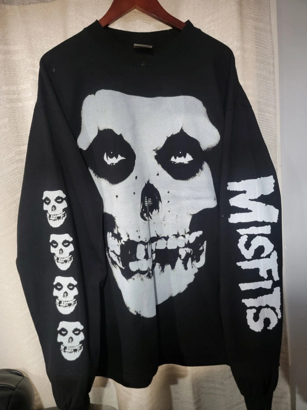 MISFITS ON PREMIUM HEAVYWEIGHT - Adult & Kids T-Shirts, Sweatshirts & Hoodies apparel design preview 1