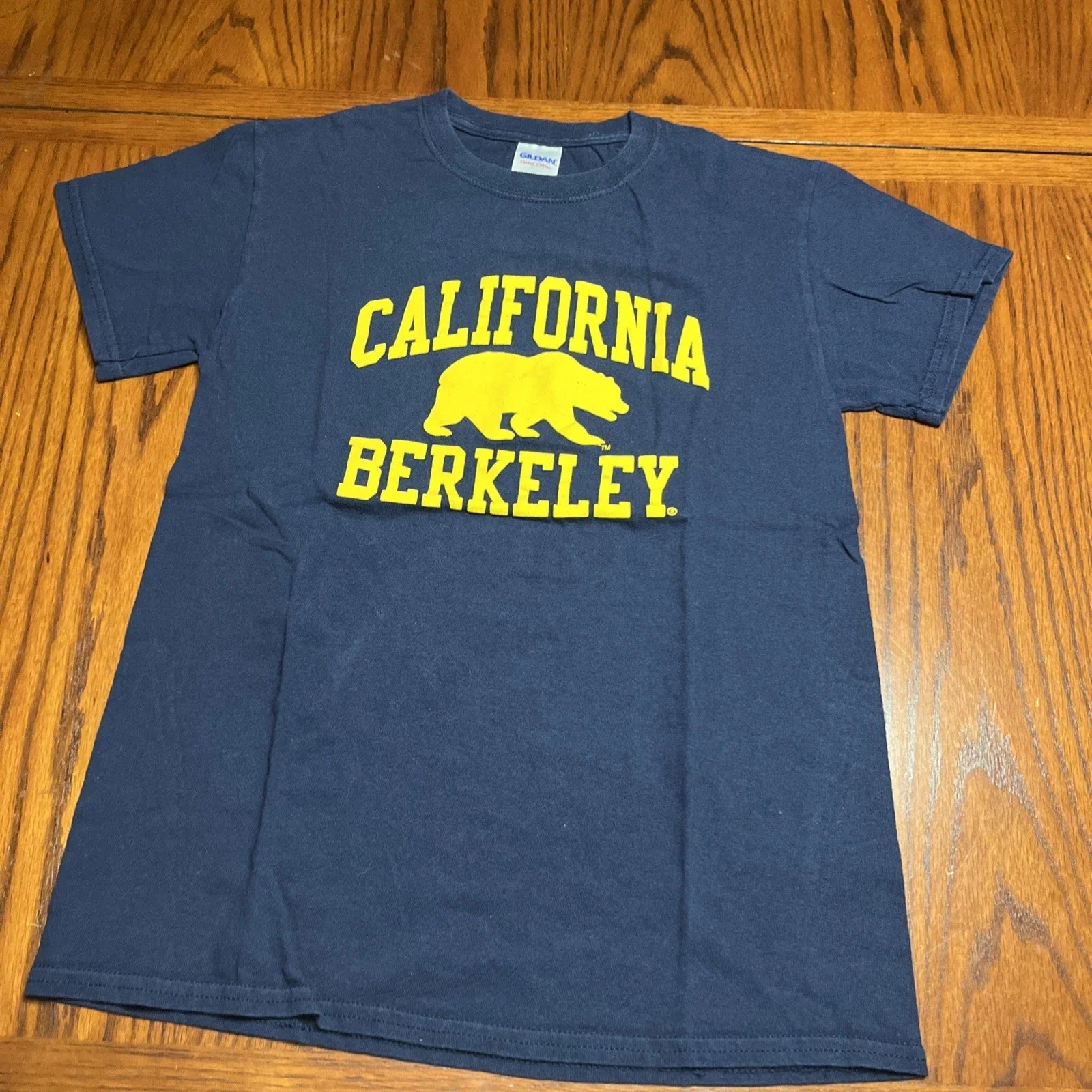 Vtg University Of California Berkeley 90s College - Adult & Kids T-Shirts, Sweatshirts & Hoodies apparel design preview 1