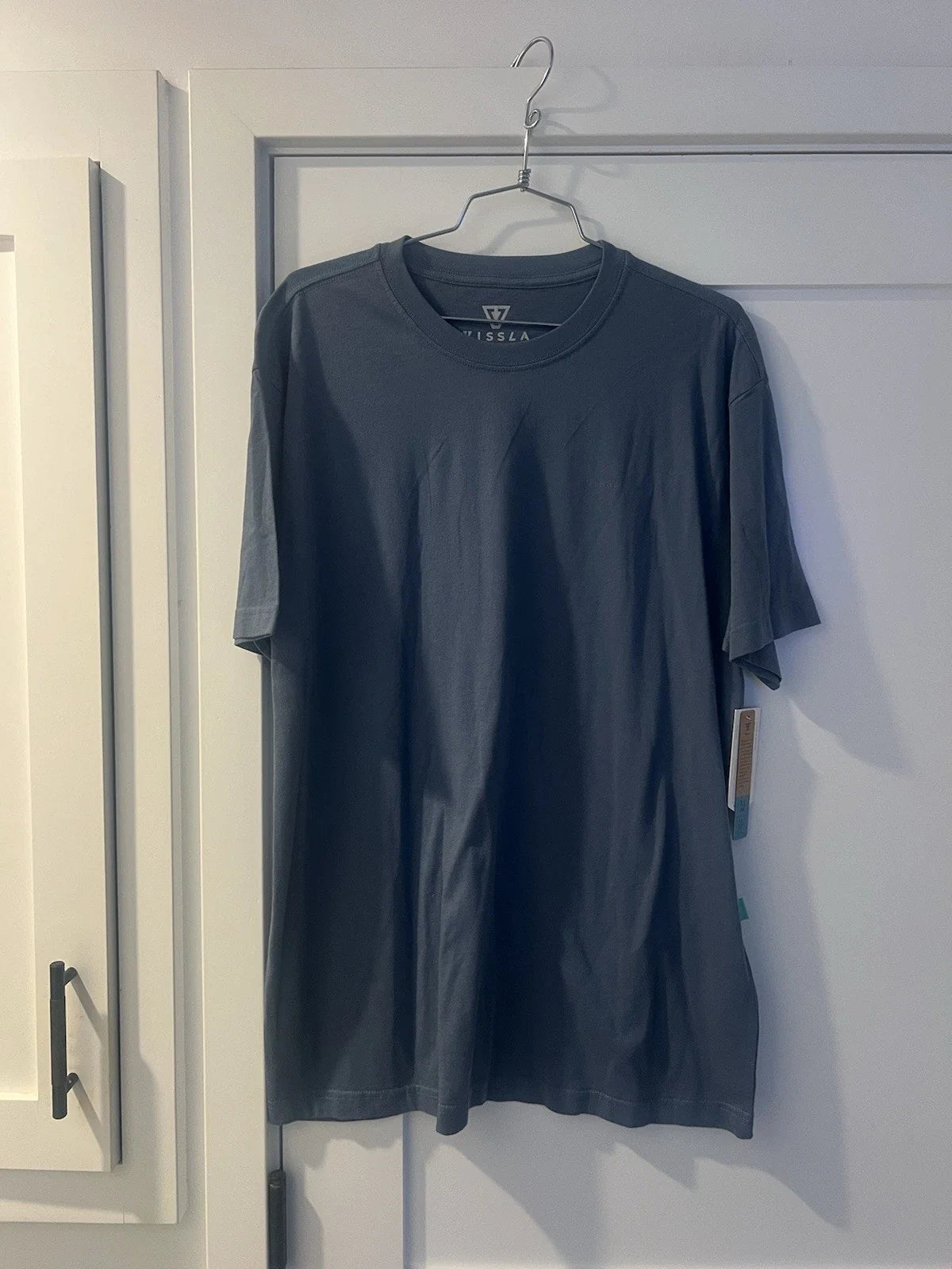 Vissla premium Size L New No Logo Tonal Front Small - Adult & Kids T-Shirts, Sweatshirts & Hoodies apparel design preview 1