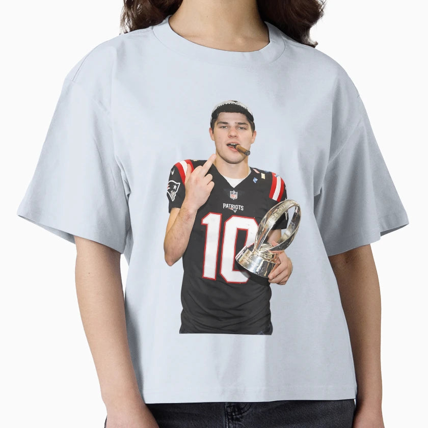 Drake Maye Maye 10 New England Football T-Shirt - Trendy Graphic Unisex - T-Shirt, Sweatshirt, Hoodie