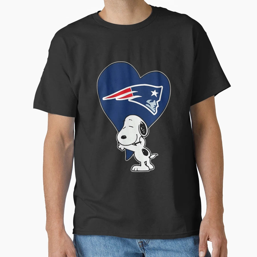 Snoopy New England Patriots T-Shirt - Streetwear Style Men Women - T-Shirt, Sweatshirt, Hoodie