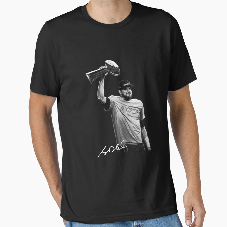 Sam Darnold Champions T-Shirt - Custom Art Print for Adults - T-Shirt, Sweatshirt, Hoodie