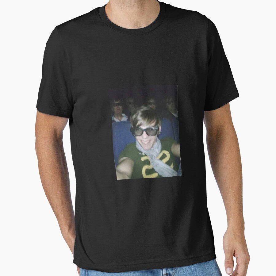 Louis Tomlinson Movie Theatre Selfie Meme by - Adult & Kids T-Shirts, Sweatshirts & Hoodies apparel design preview 1