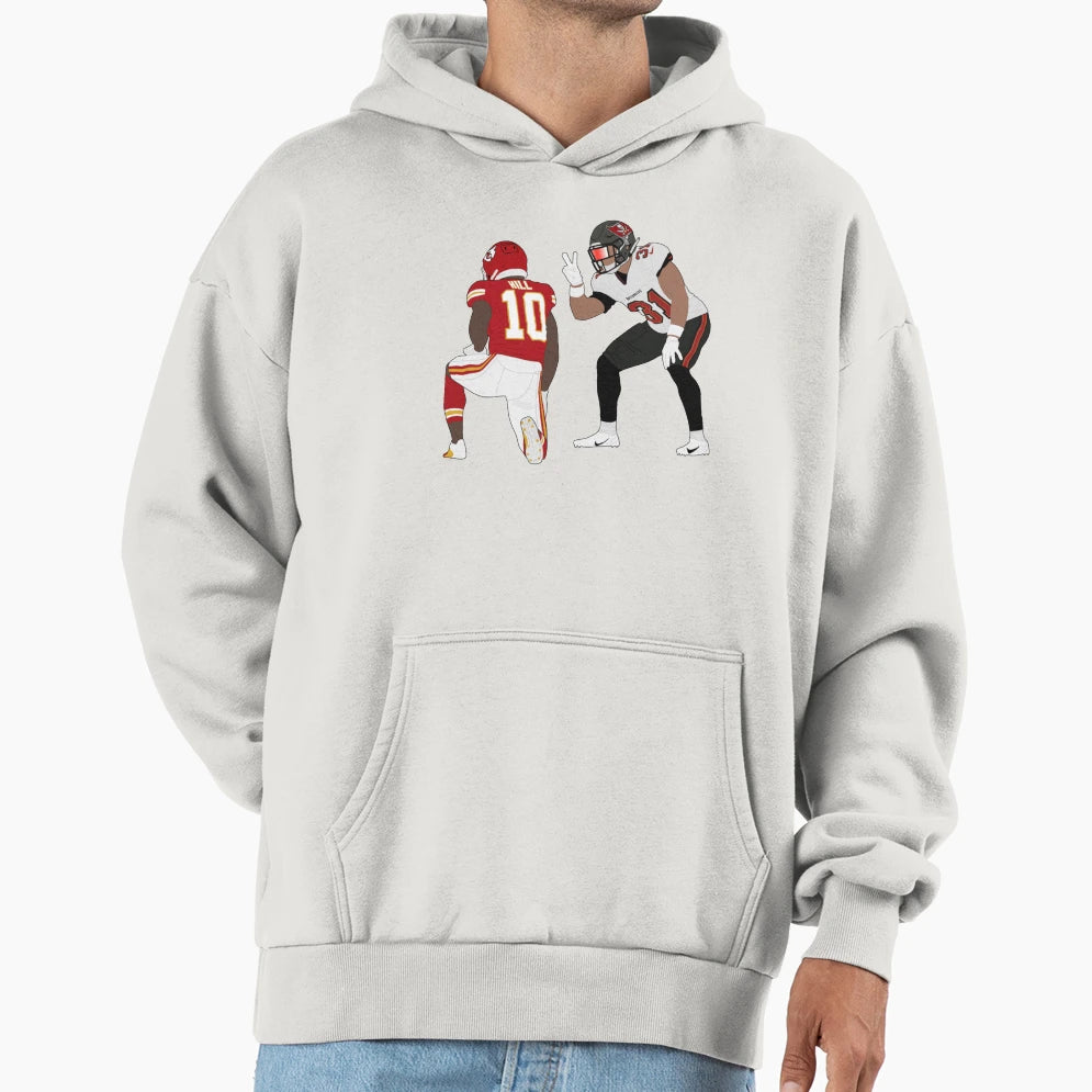 Antoine Winfield Jr Sweatshirt - Minimalist Print for Adults - T-Shirt, Sweatshirt, Hoodie