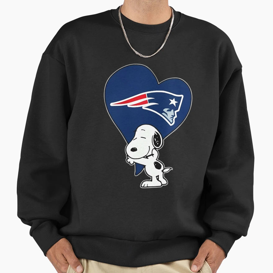 Snoopy New England Patriots Sweatshirt - Fun Novelty Design for Adults - T-Shirt, Sweatshirt, Hoodie