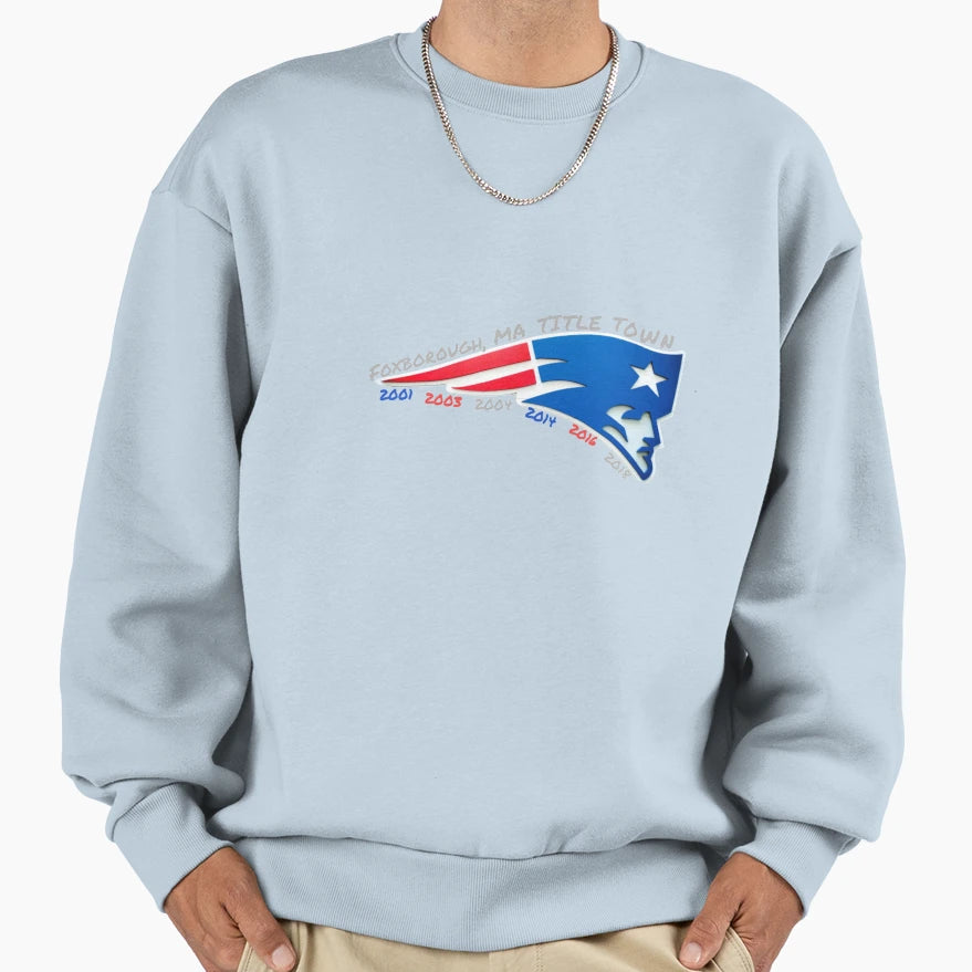 Pats Rings Sweatshirt - Minimalist Print for Adults - T-Shirt, Sweatshirt, Hoodie