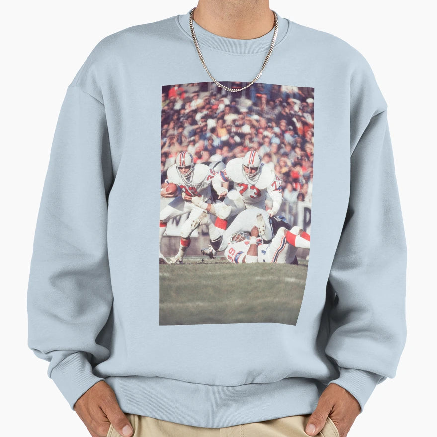 New England Legend Hog Hannah Sweatshirt - Aesthetic Graphic Men Women - T-Shirt, Sweatshirt, Hoodie