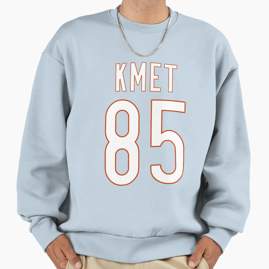 Cole Kmet Jersey 85 Sweatshirt - Graphic Print Unisex - T-Shirt, Sweatshirt, Hoodie