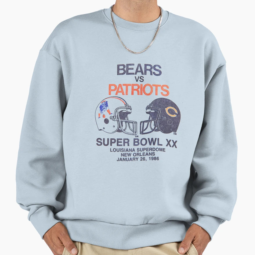 Bears Vs Patriots 86 Faded Sweatshirt - Trendy Graphic for Adults - T-Shirt, Sweatshirt, Hoodie