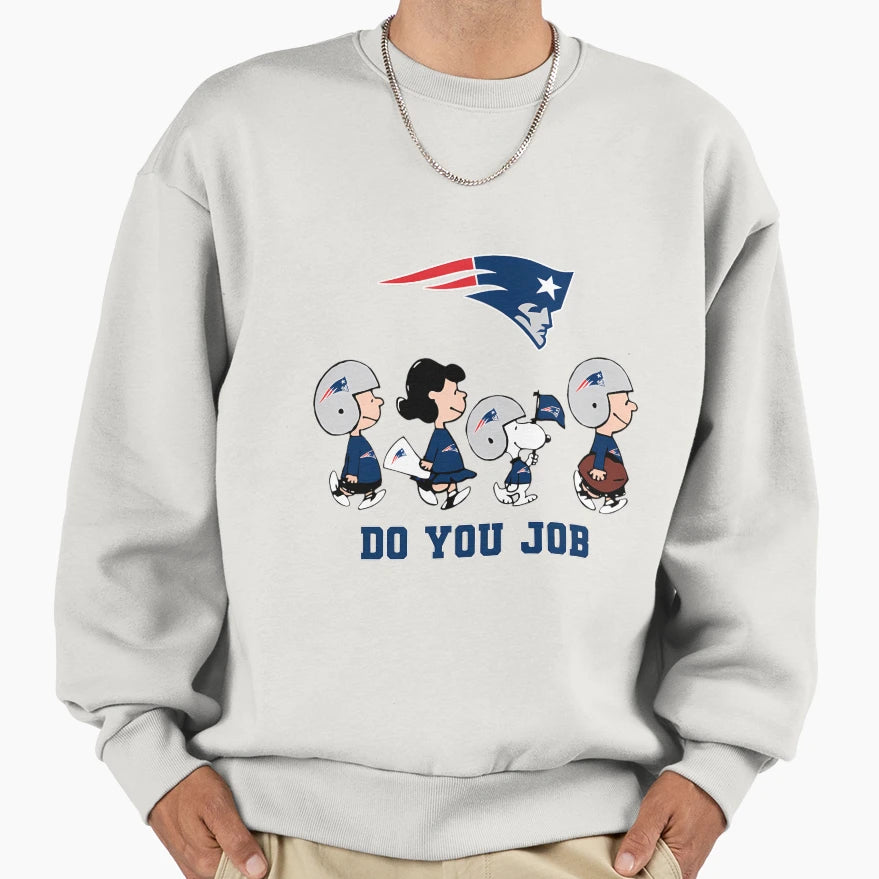 New England Patriots Football Sweatshirt - Graphic Print for Adults - T-Shirt, Sweatshirt, Hoodie