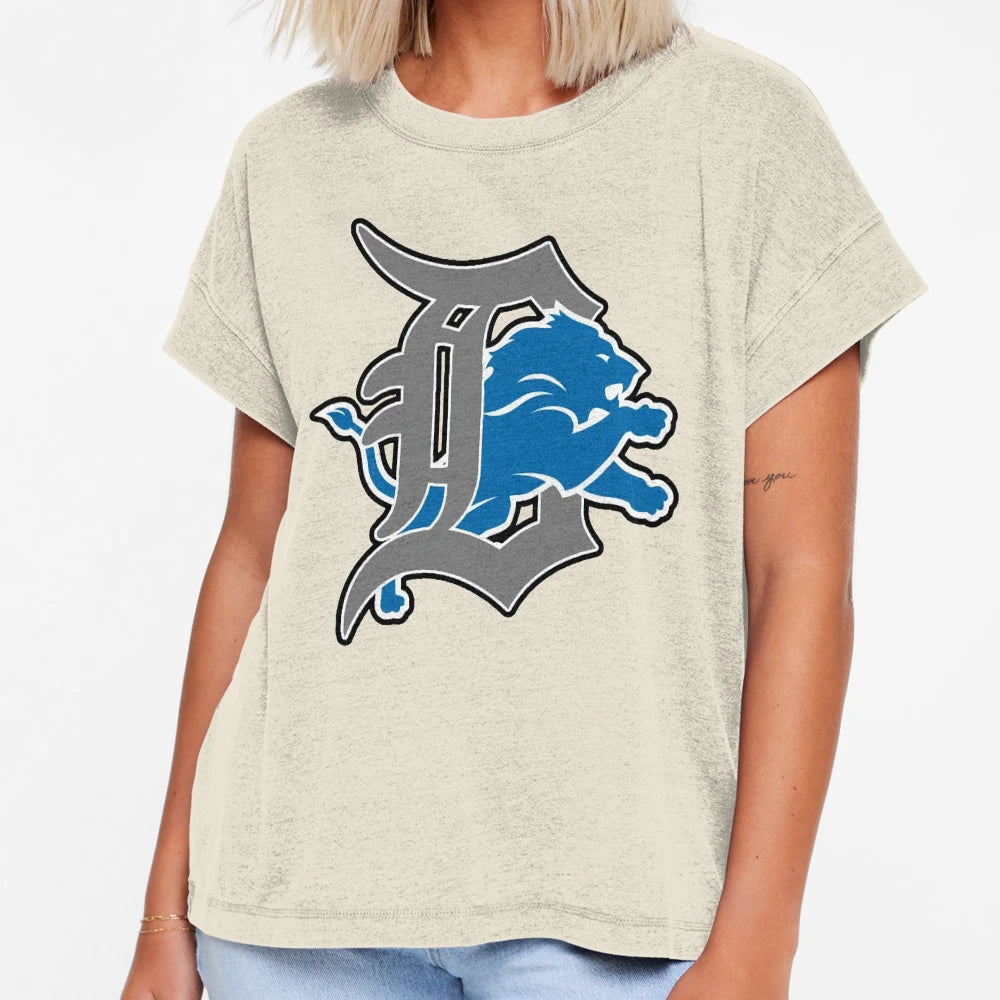Detroit Lions T-Shirt - Streetwear Style Unisex - T-Shirt, Sweatshirt, Hoodie
