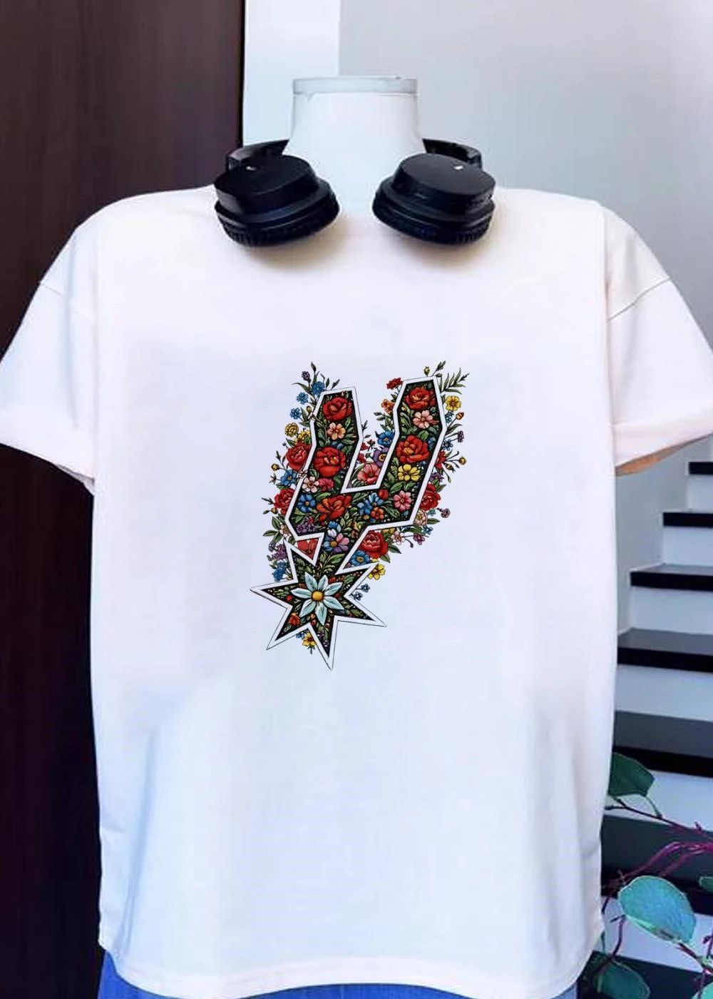 San Antonio Spurs Floral Spur Logo Rose Garden - Adult & Kids T-Shirts, Sweatshirts & Hoodies apparel design preview 1
